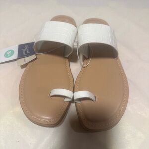 White and Tan Women's Sandals Size 8,5